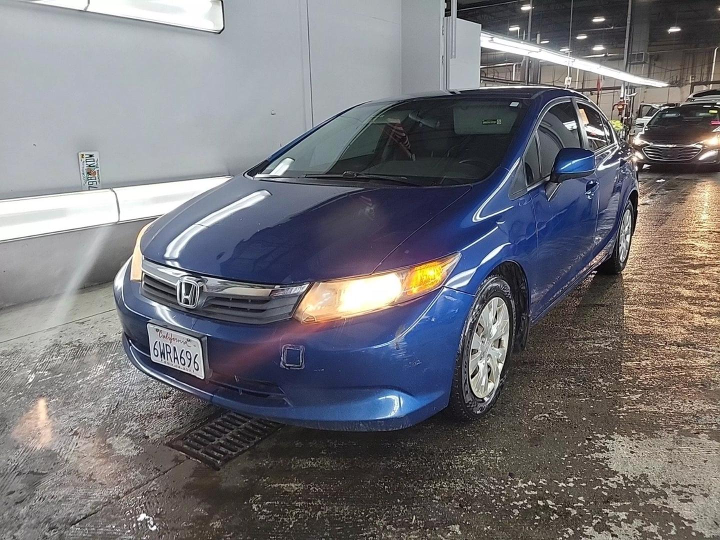 2012 Honda Civic LX photo 2