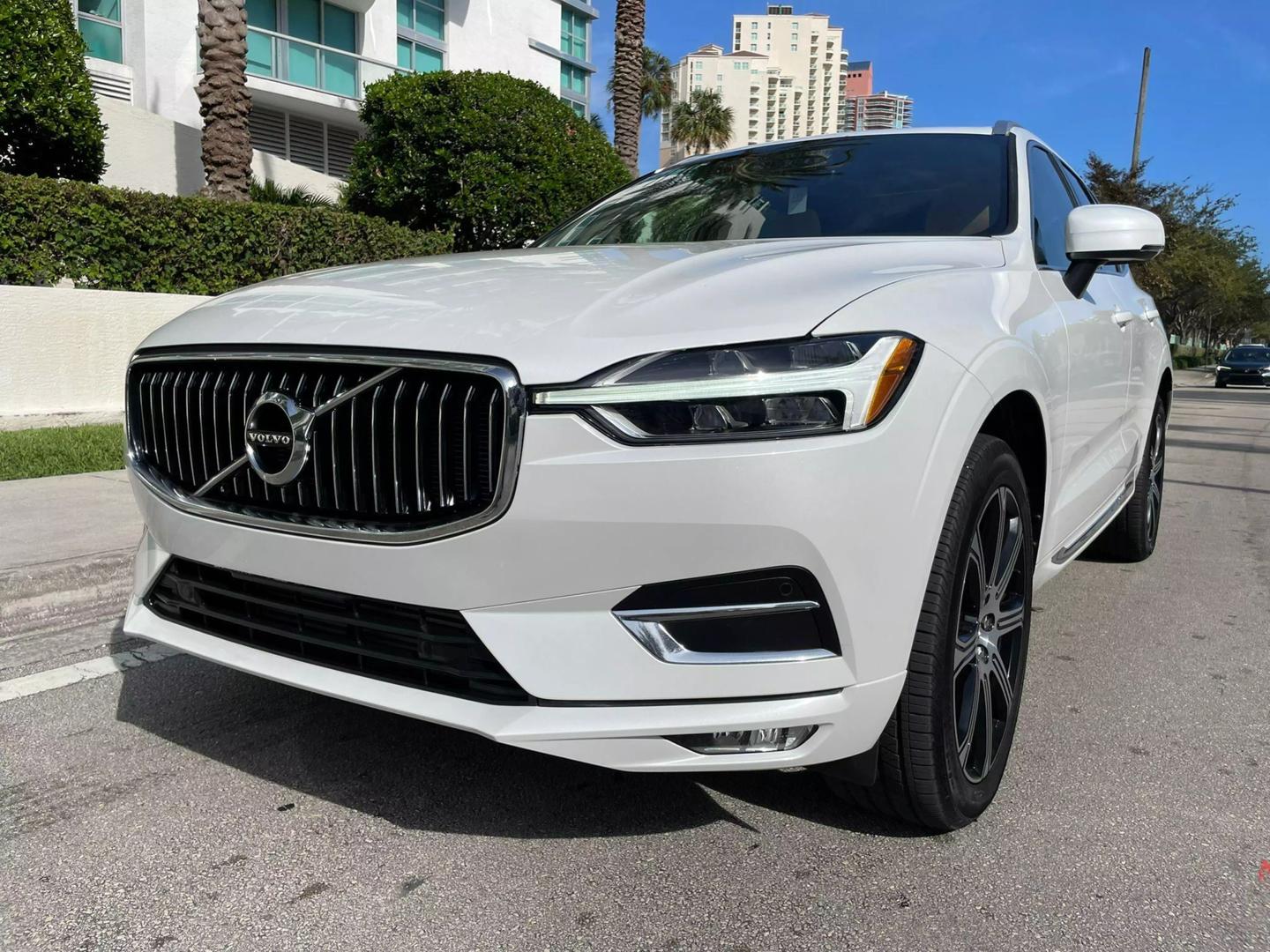 2021 Volvo XC60 Inscription photo 5