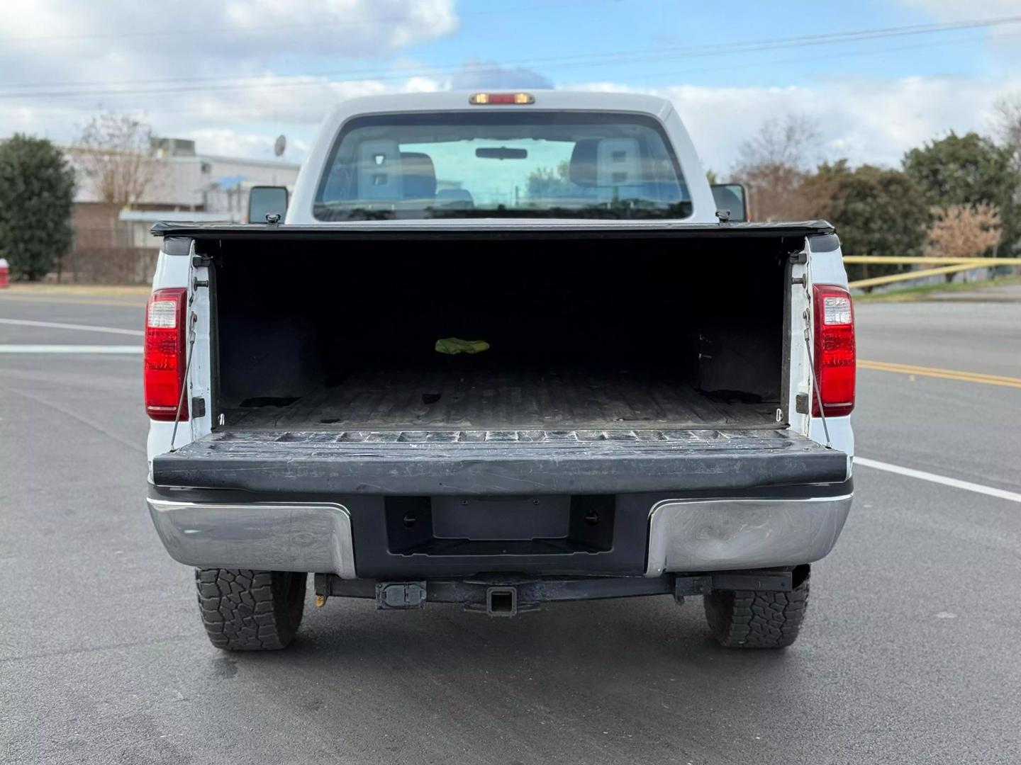 2011 Ford F-250 Super Duty XLT photo 13