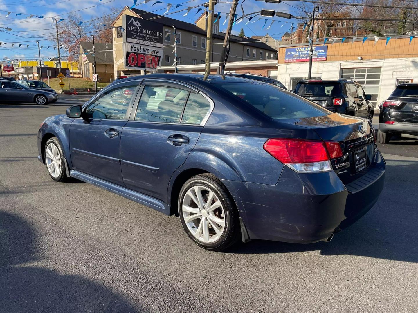 2013 Subaru Legacy I Premium photo 7