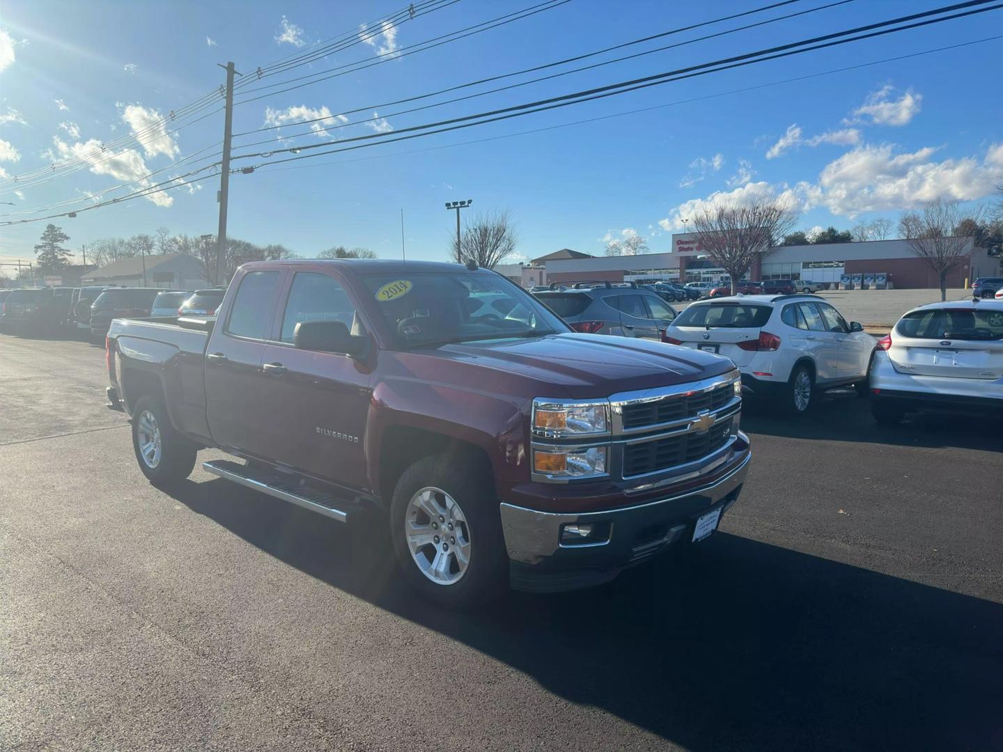 2014 Chevrolet Silverado 1500 LT photo 2