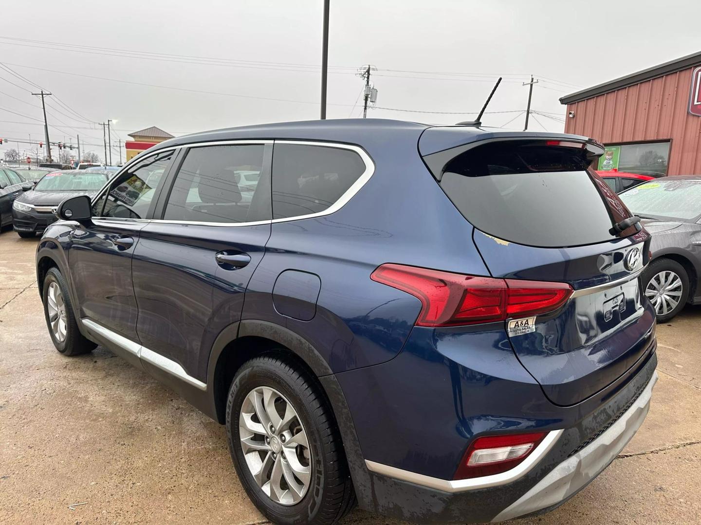 2019 Hyundai Santa Fe SE photo 11