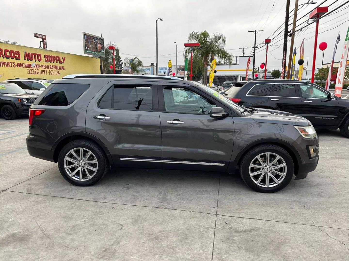 2016 Ford Explorer Limited photo 6