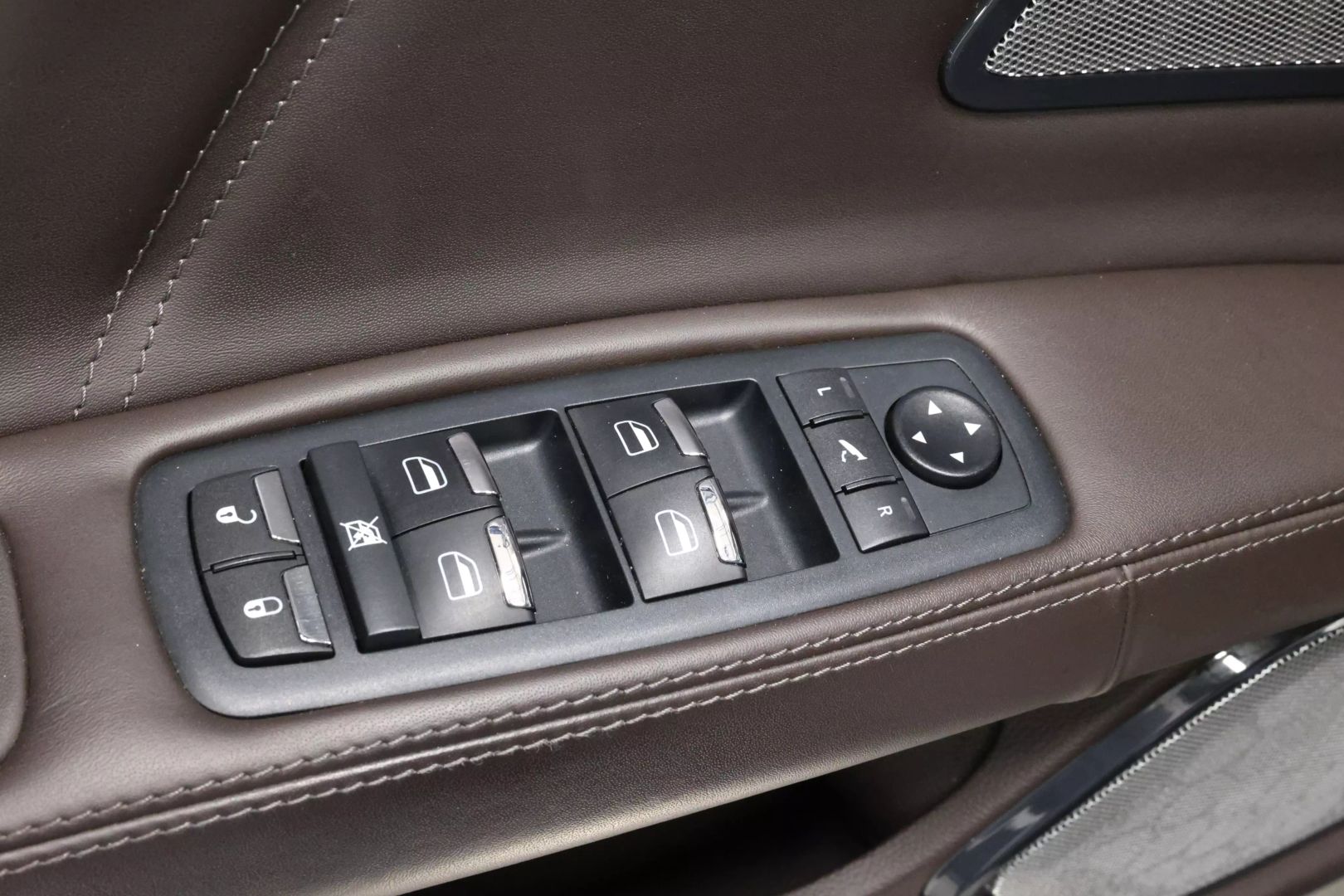 2020 Maserati Quattroporte - Image 10