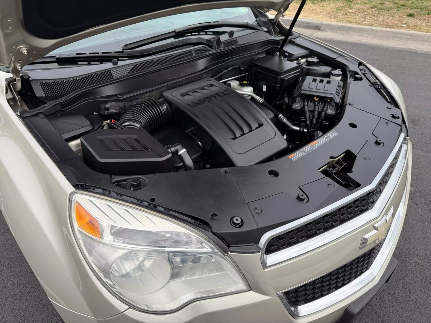 2013 Chevrolet Equinox LS photo 25