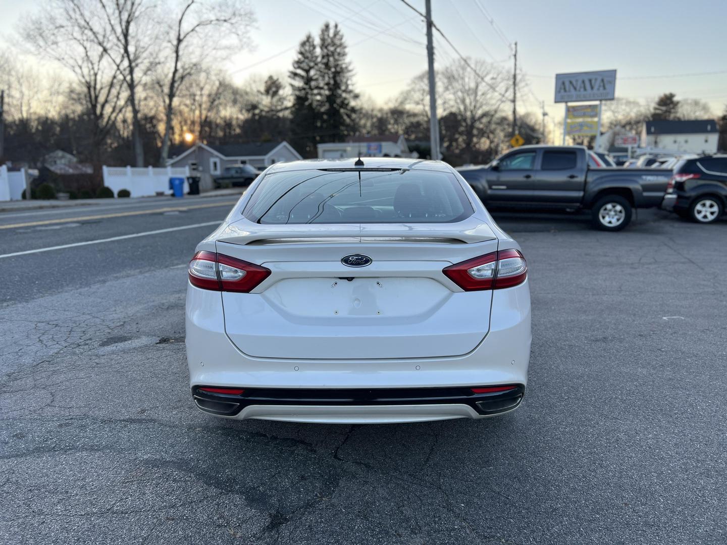 2013 Ford Fusion Titanium photo 4