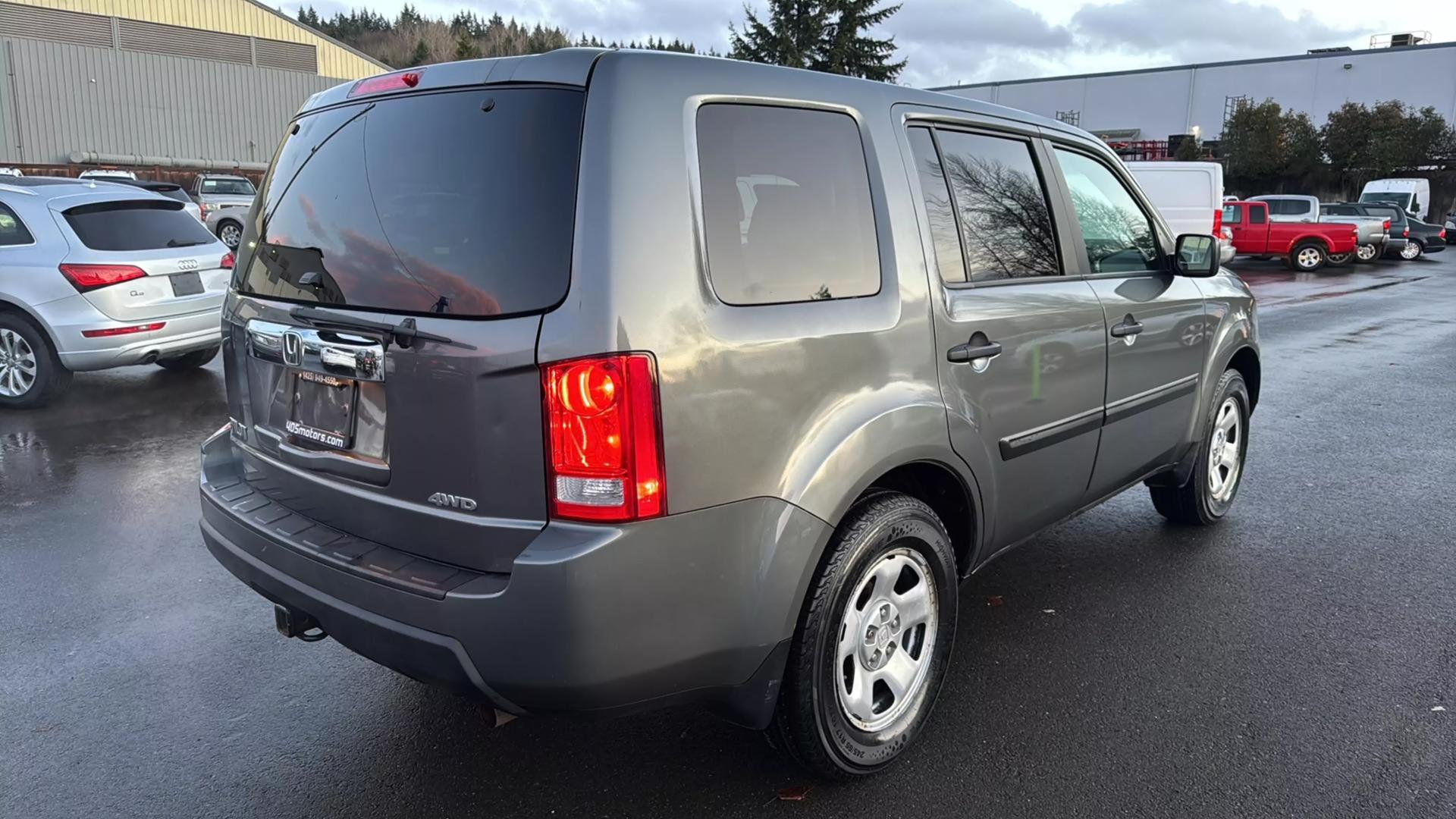 2009 Honda Pilot LX photo 11