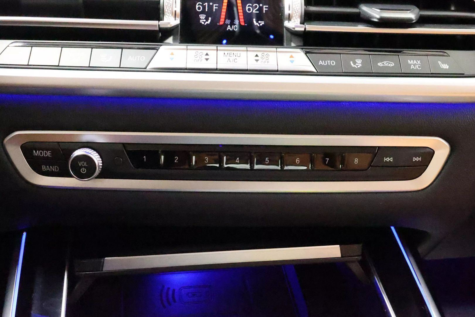 2022 Bmw X7 - Image 38