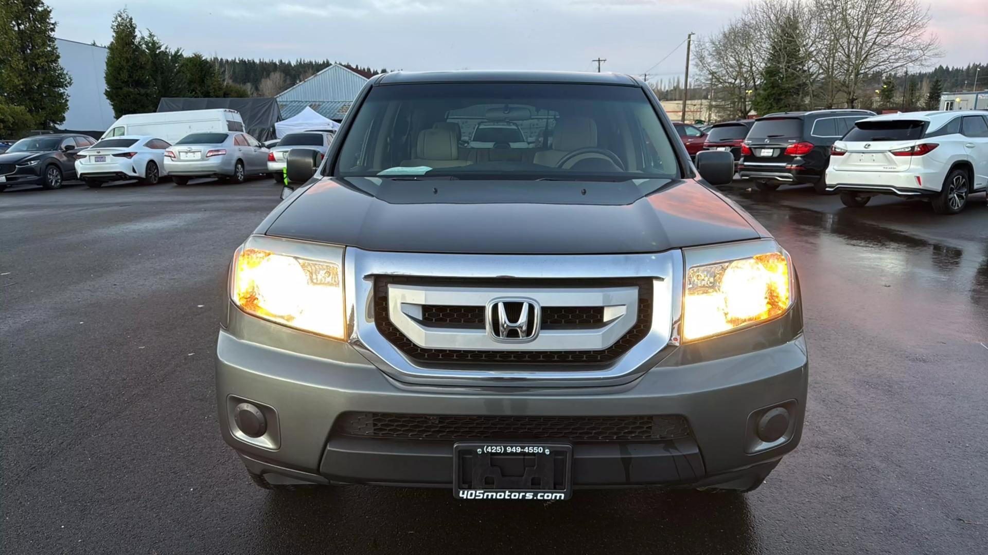 2009 Honda Pilot LX photo 2