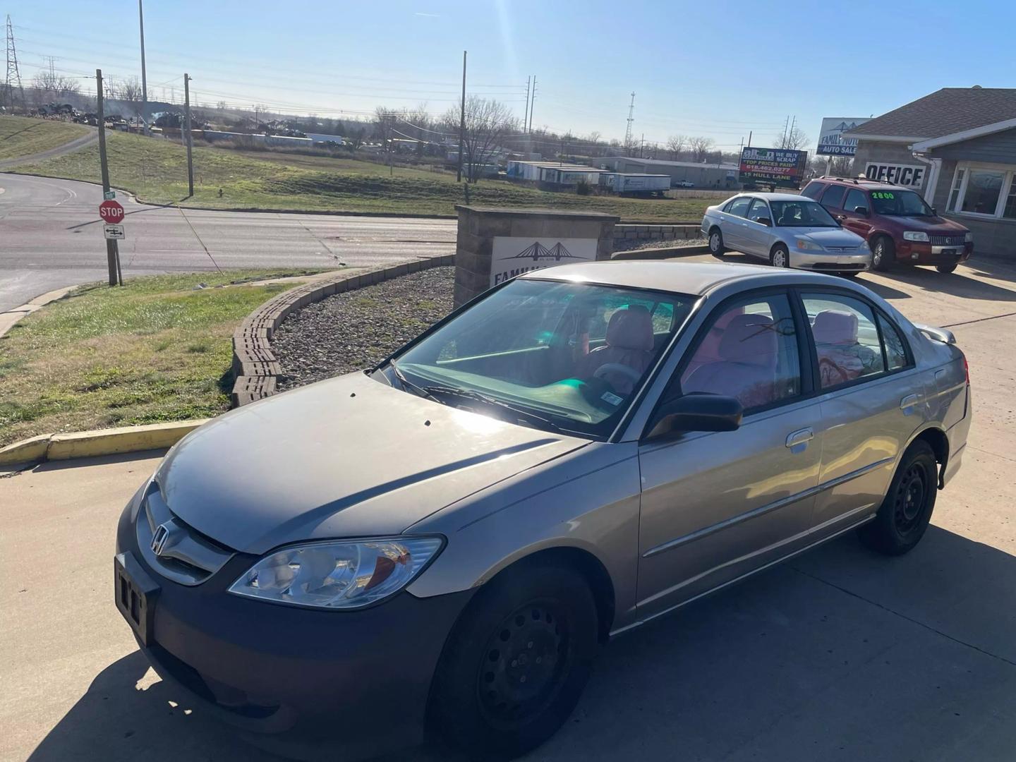 2005 Honda Civic LX photo 4