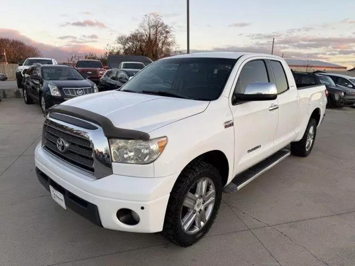 Toyota Tundra's photo