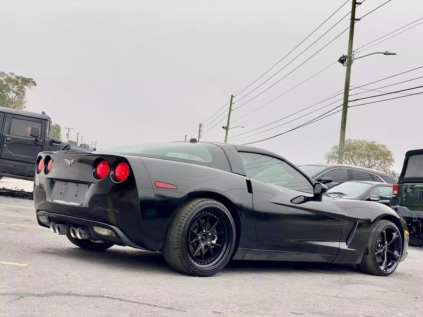 2005 Chevrolet Corvette Base photo 4