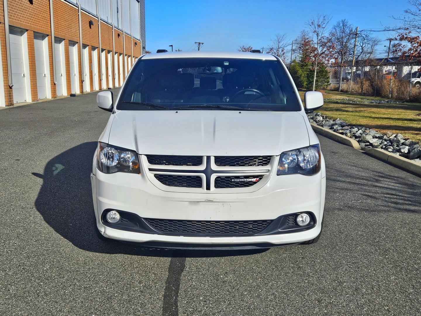 2017 Dodge Grand Caravan GT photo 2