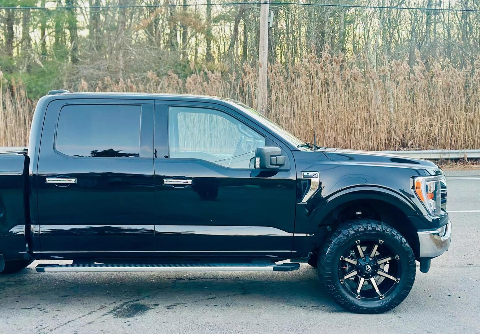 2022 Ford F-150 XLT photo 11