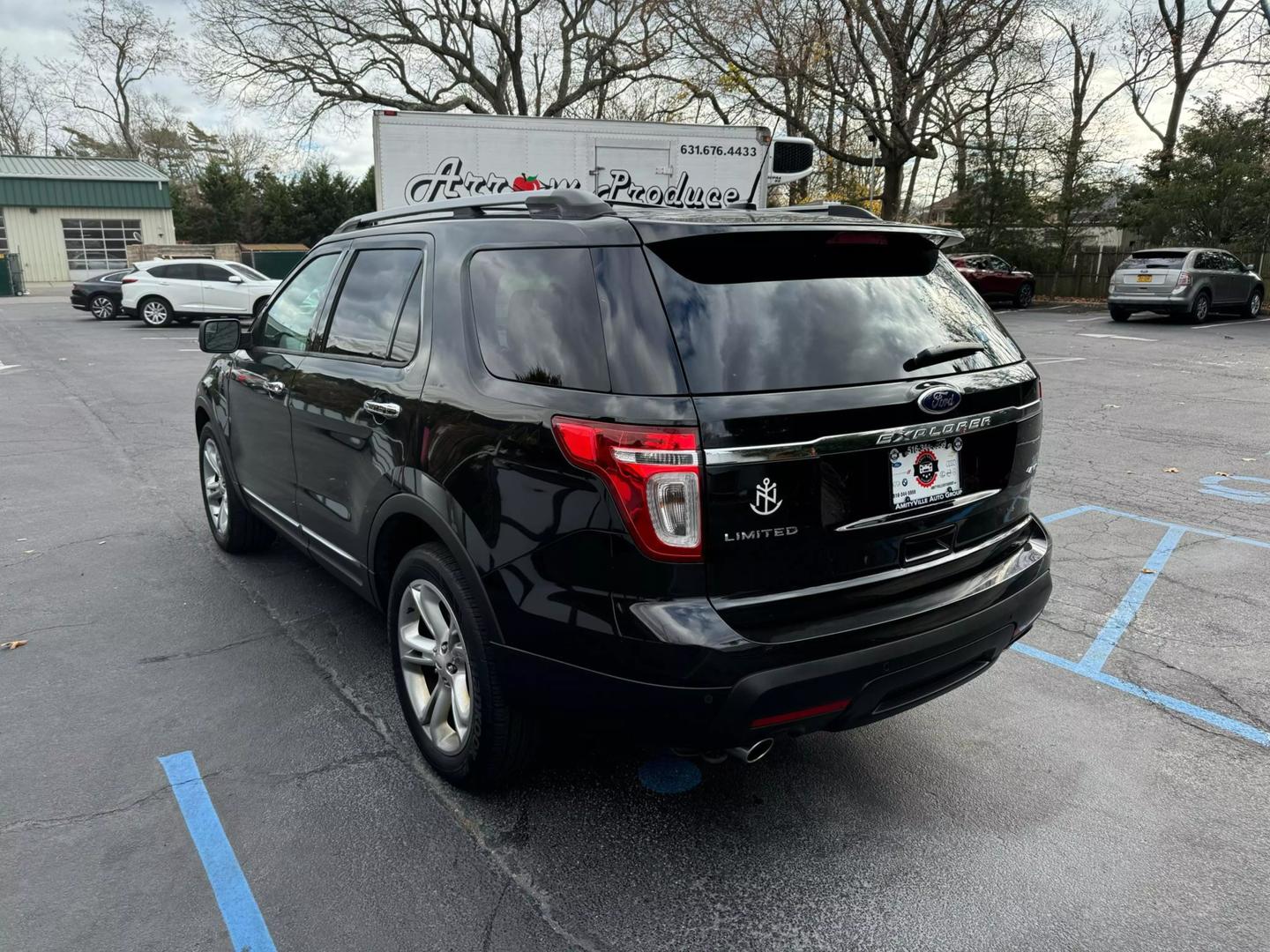 2015 Ford Explorer Limited photo 7