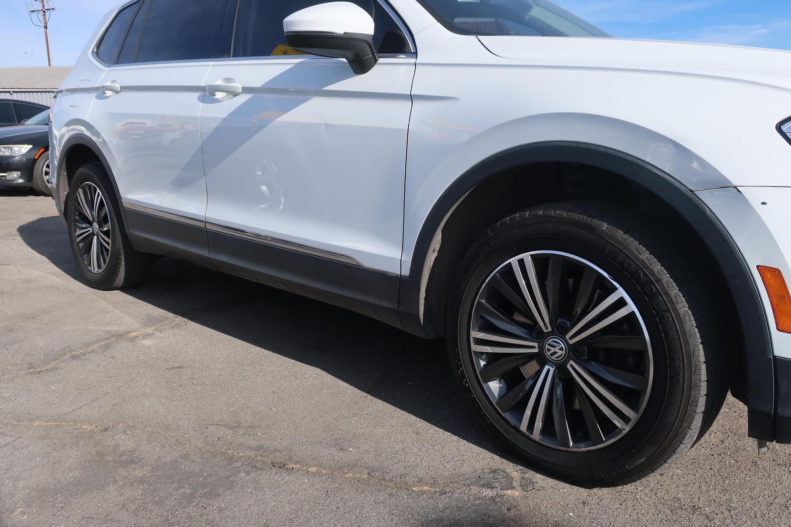 2018 Volkswagen Tiguan SEL photo 48