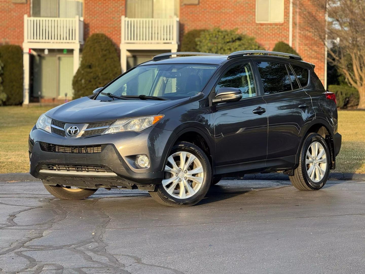 Toyota RAV4's photo