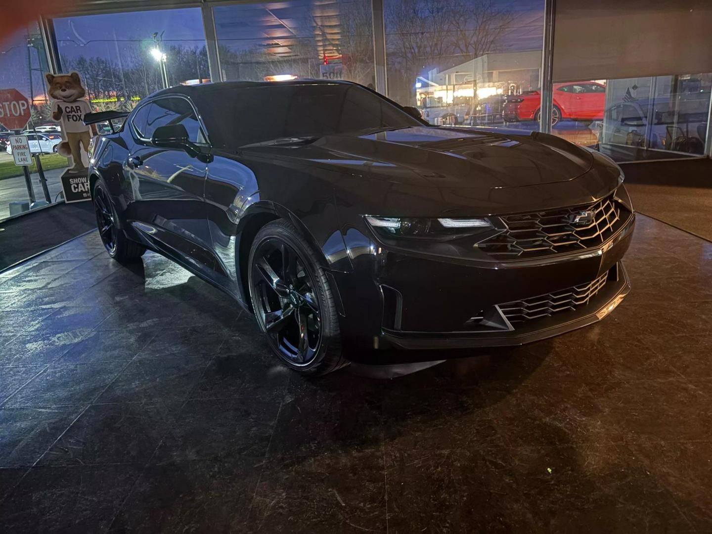 2022 Chevrolet Camaro LT1 photo 2