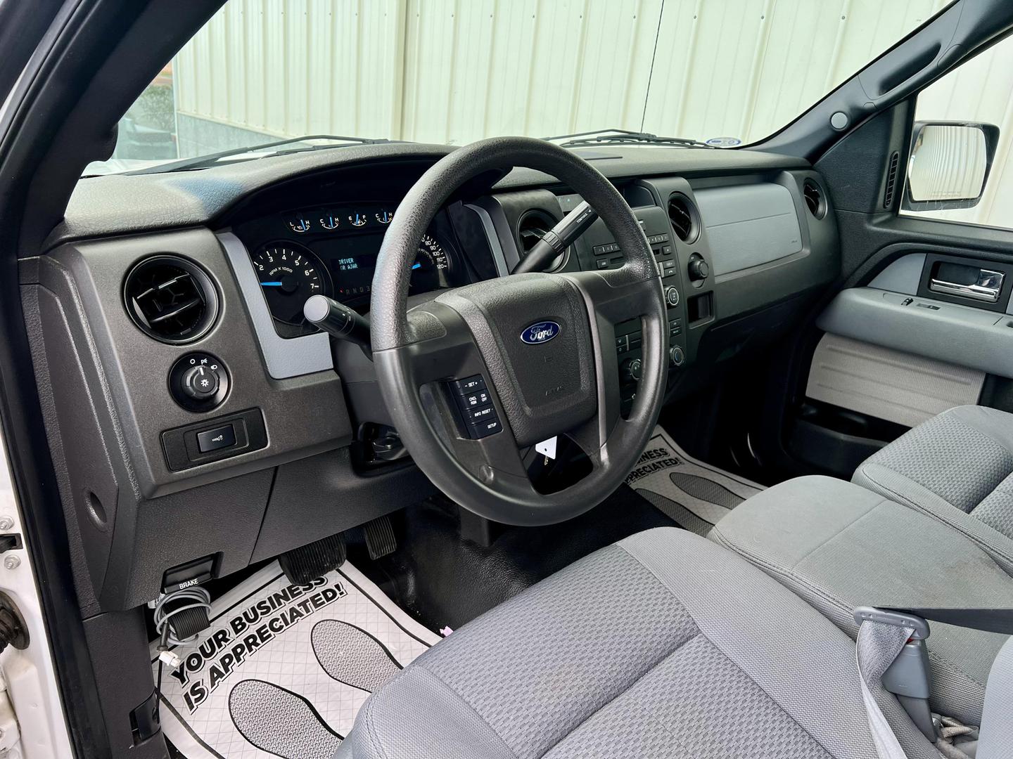 2014 Ford F-150 XL photo 20