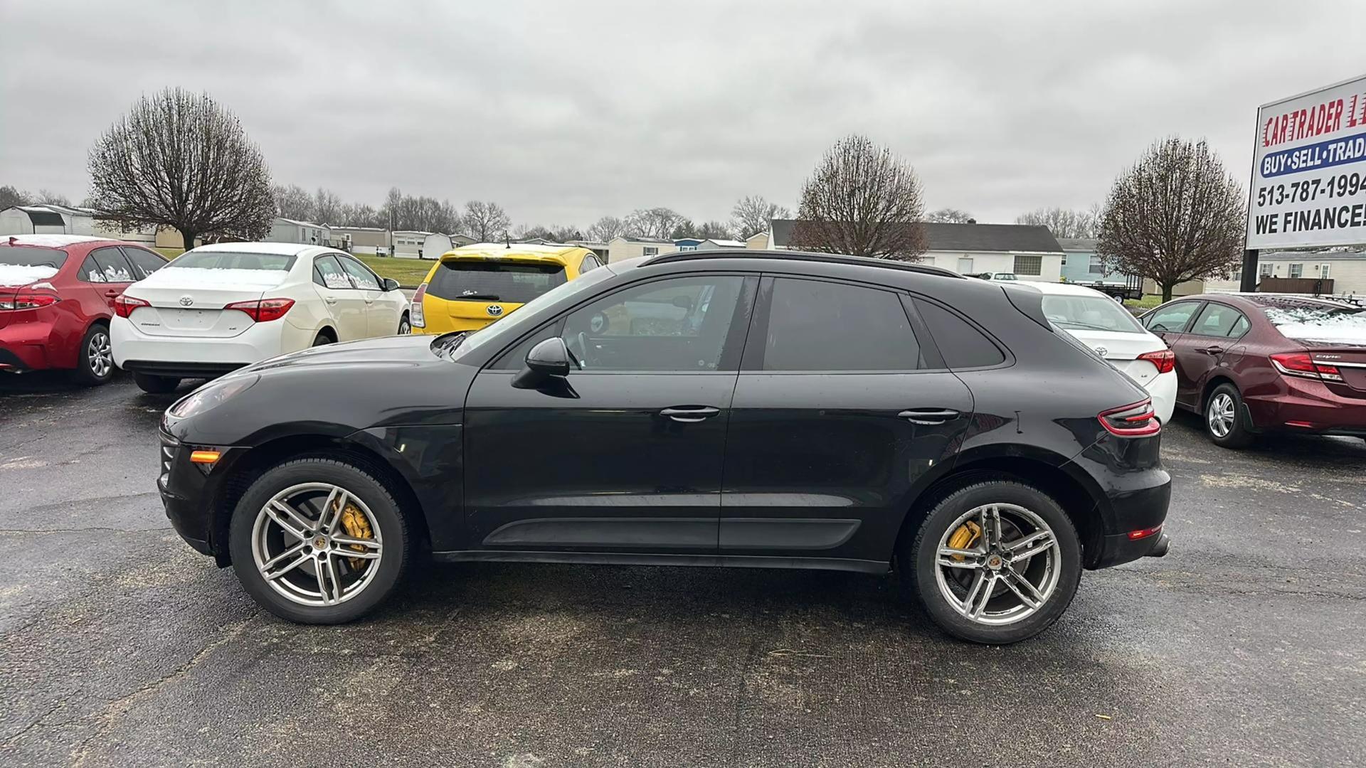 2015 Porsche Macan S photo 2