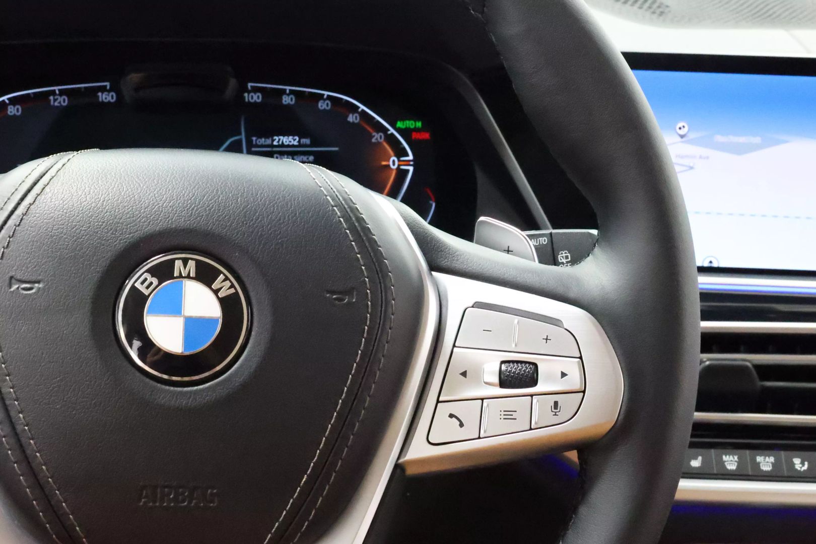 2022 Bmw X7 - Image 23