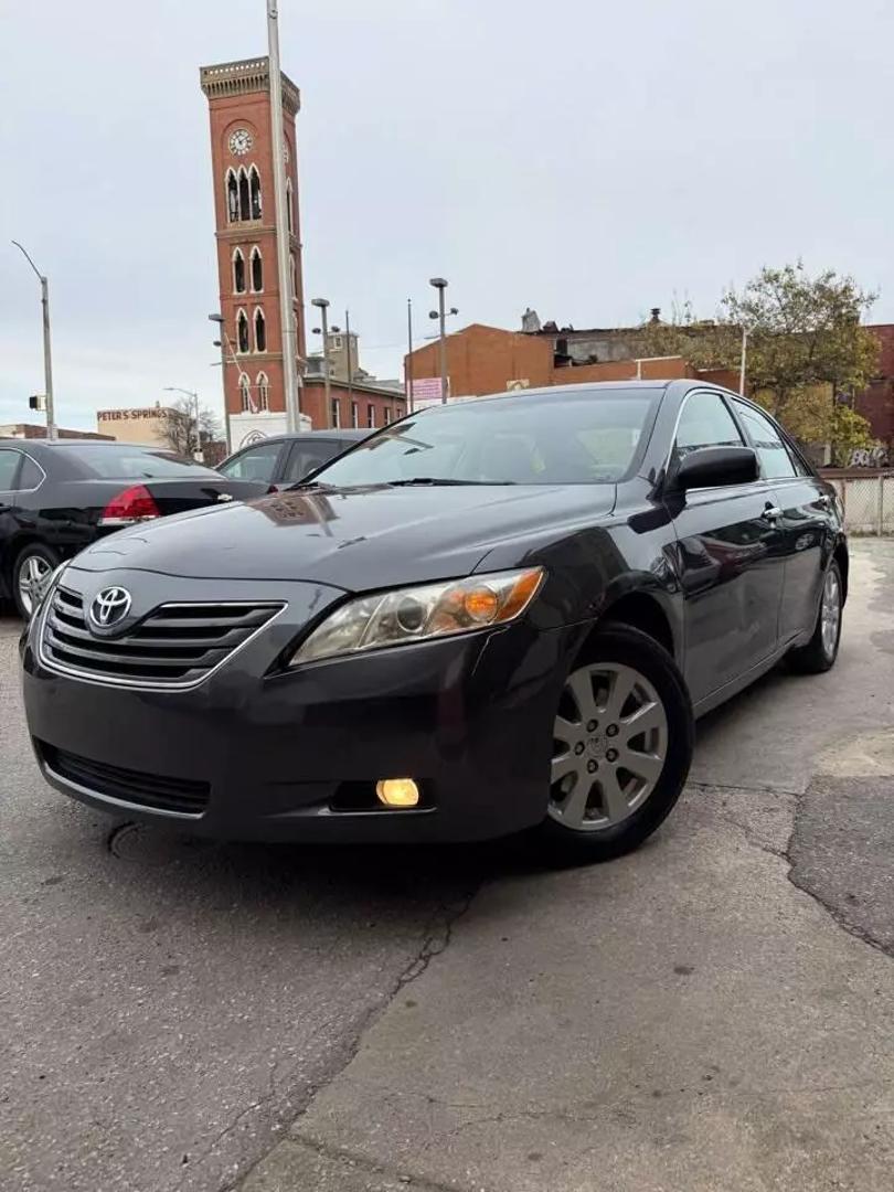 2009 Toyota Camry XLE photo 3