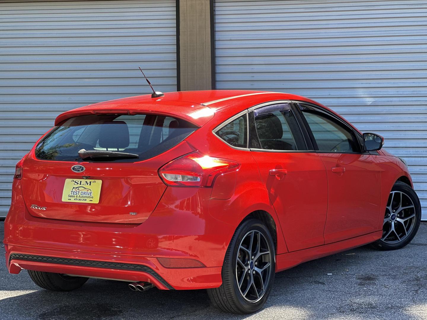 2015 Ford Focus SE photo 14