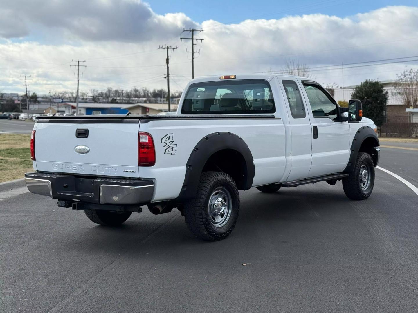 2011 Ford F-250 Super Duty XLT photo 4