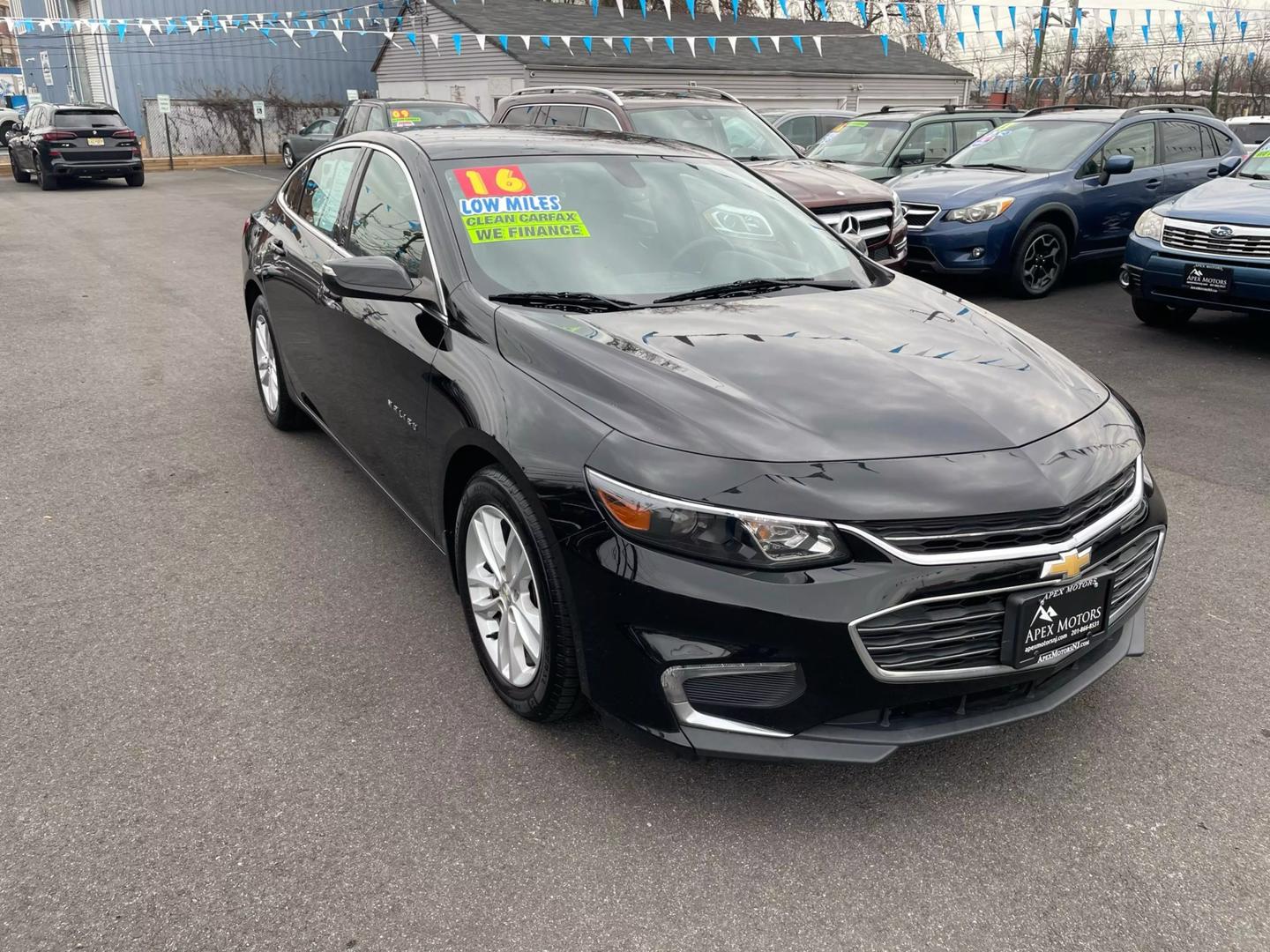 2016 Chevrolet Malibu 1LT photo 3