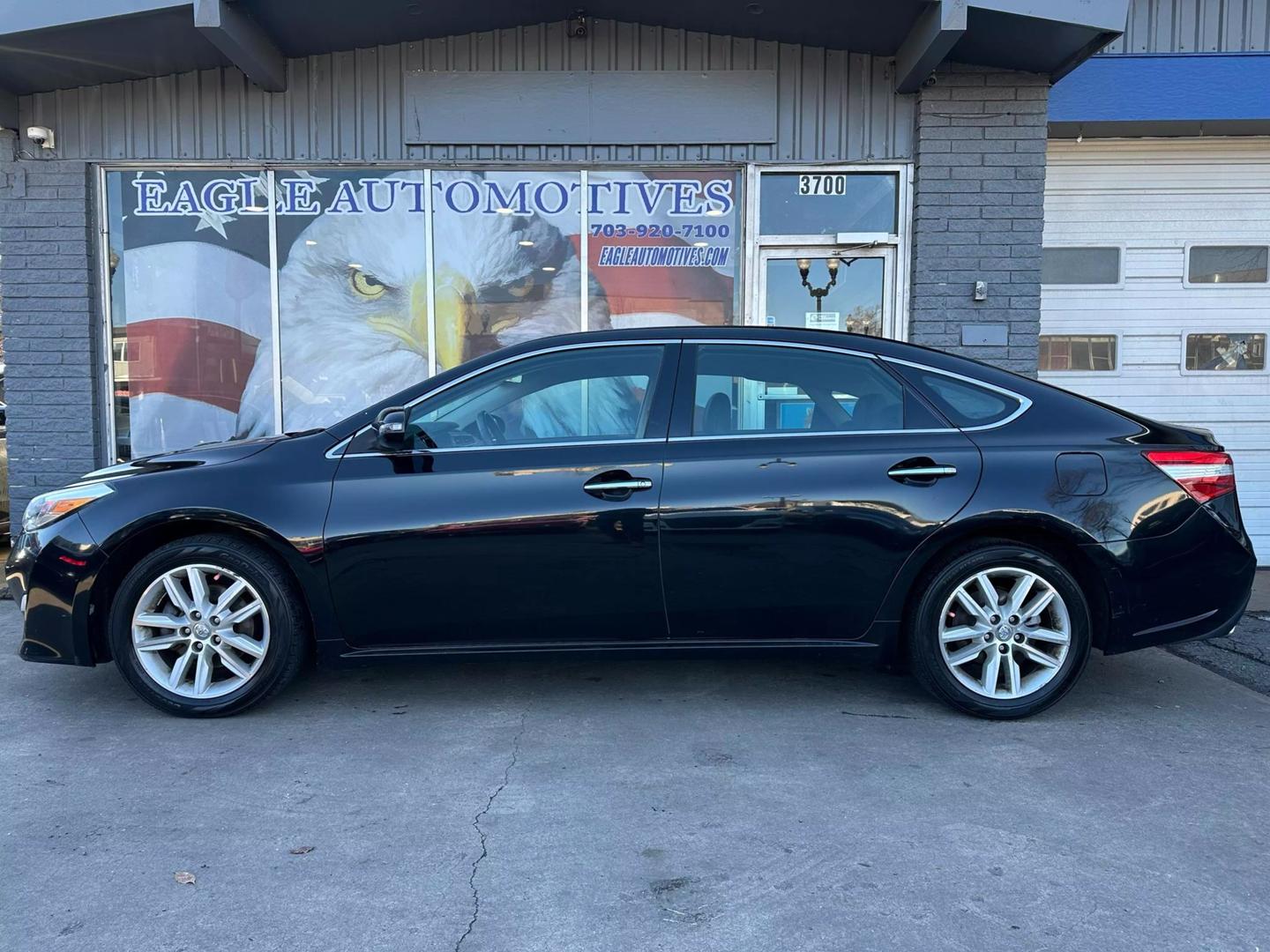 2015 Toyota Avalon XLE photo 6