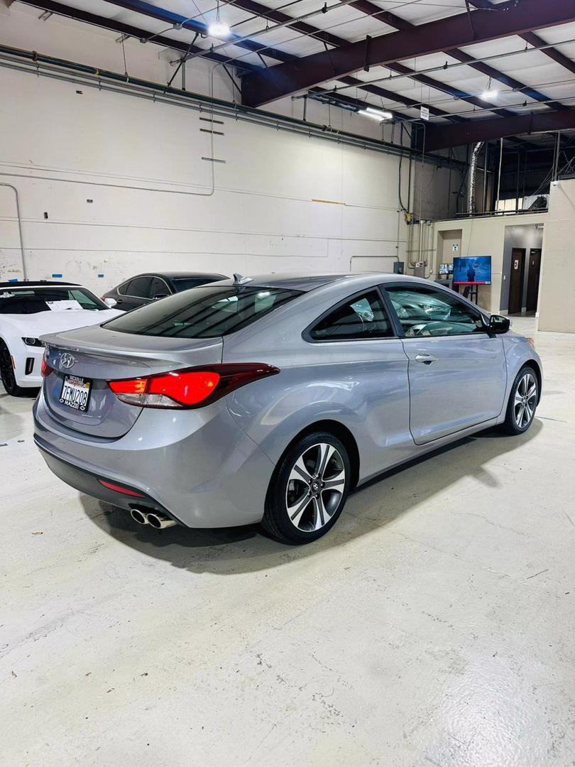 2014 Hyundai Elantra Coupe Base photo 18