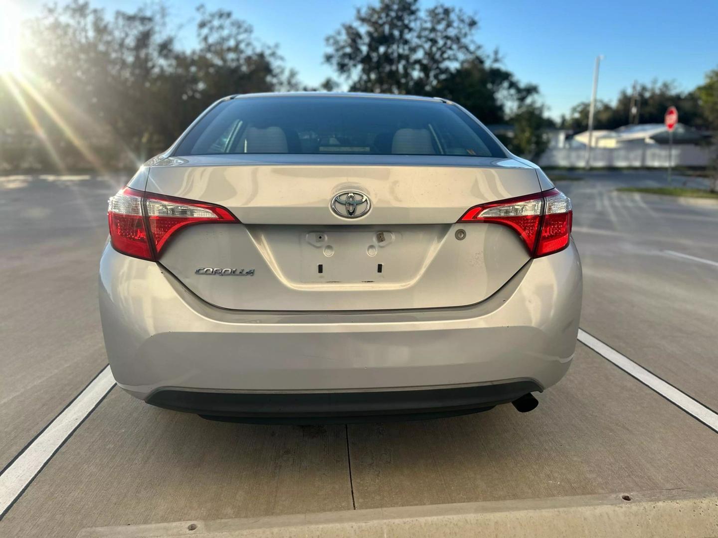 2015 Toyota Corolla L photo 6