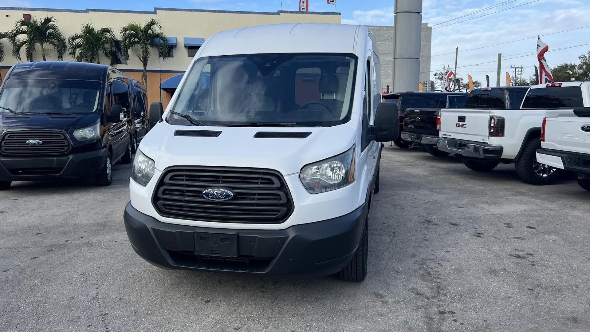 2016 Ford Transit Base photo 5