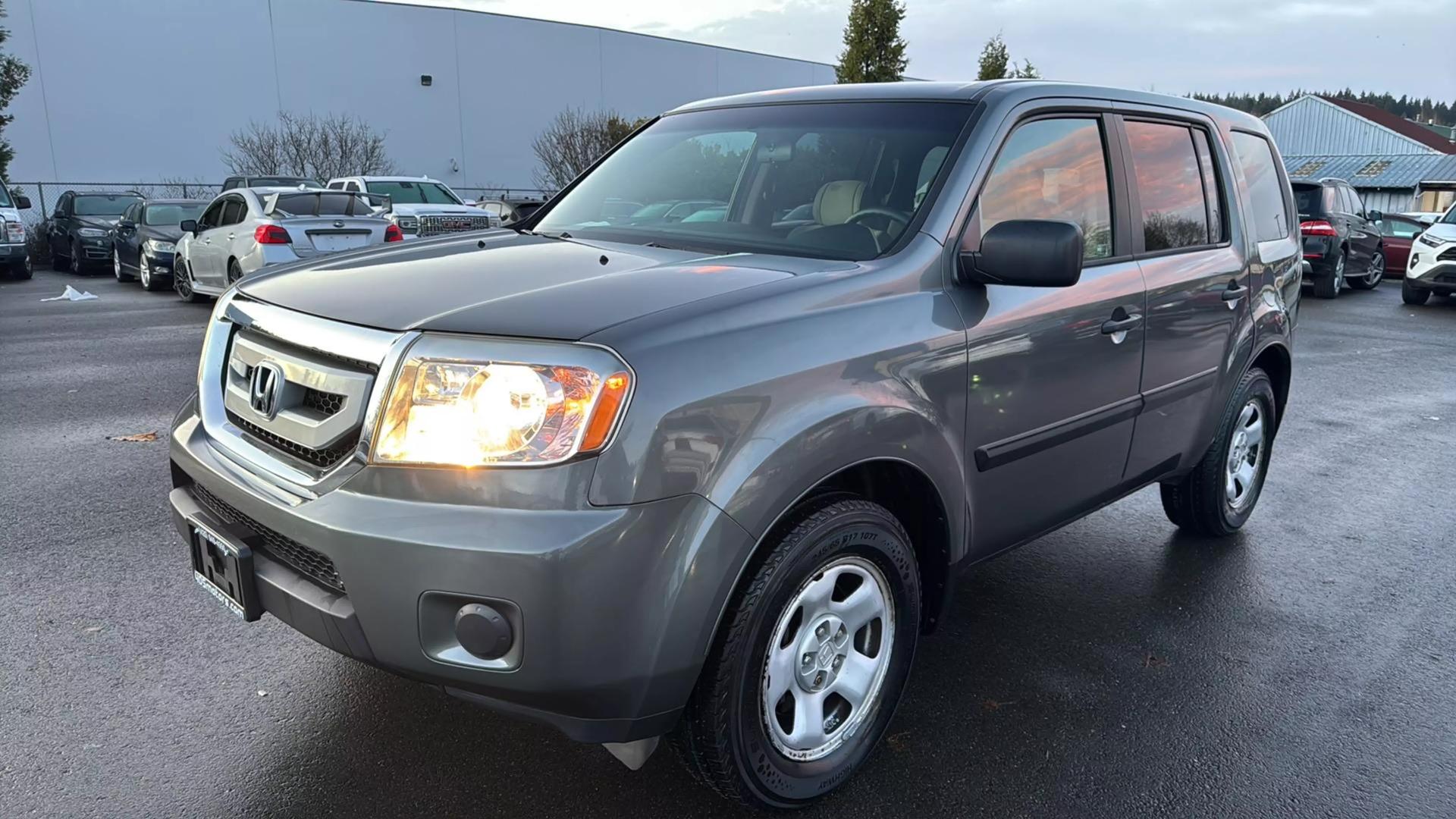 2009 Honda Pilot LX photo 3