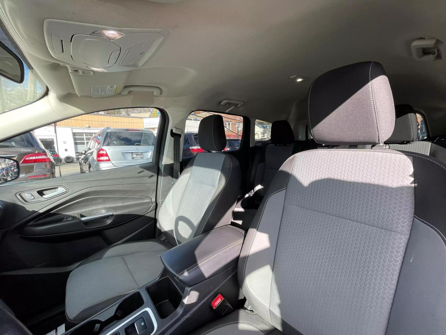 2019 Ford Escape SE photo 22