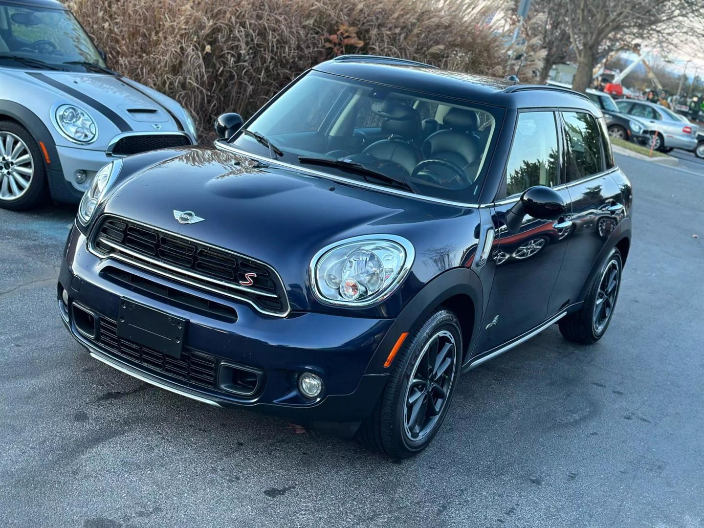 2015 MINI Countryman Countryman S photo 13