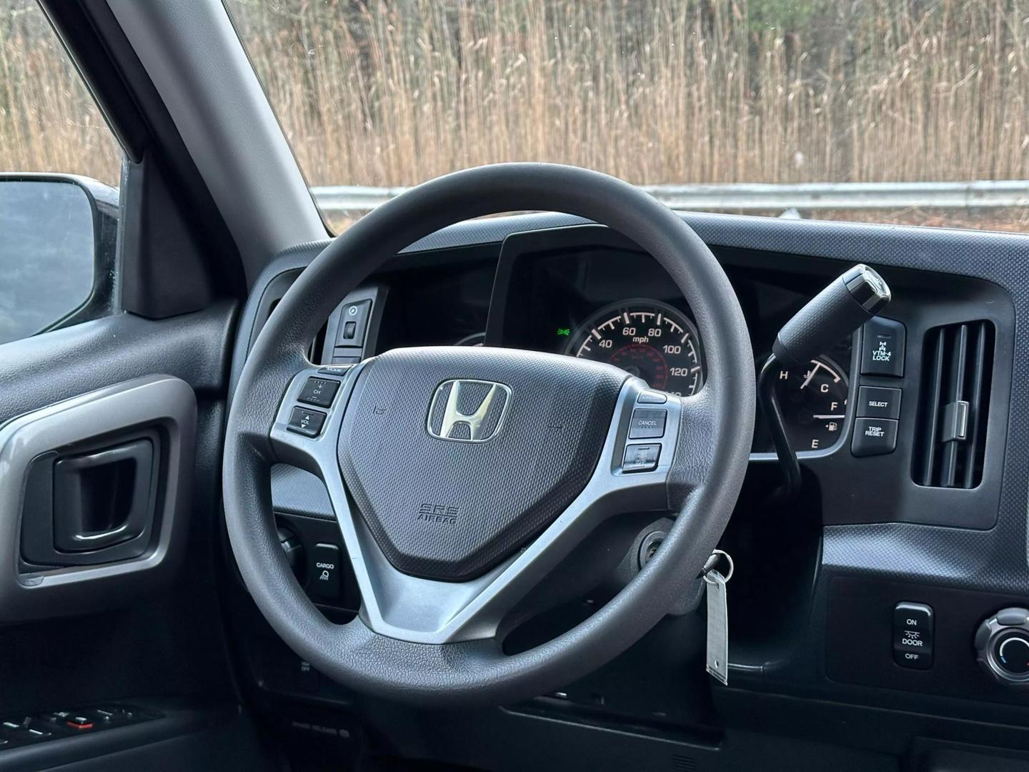 2009 Honda Ridgeline RTS photo 32