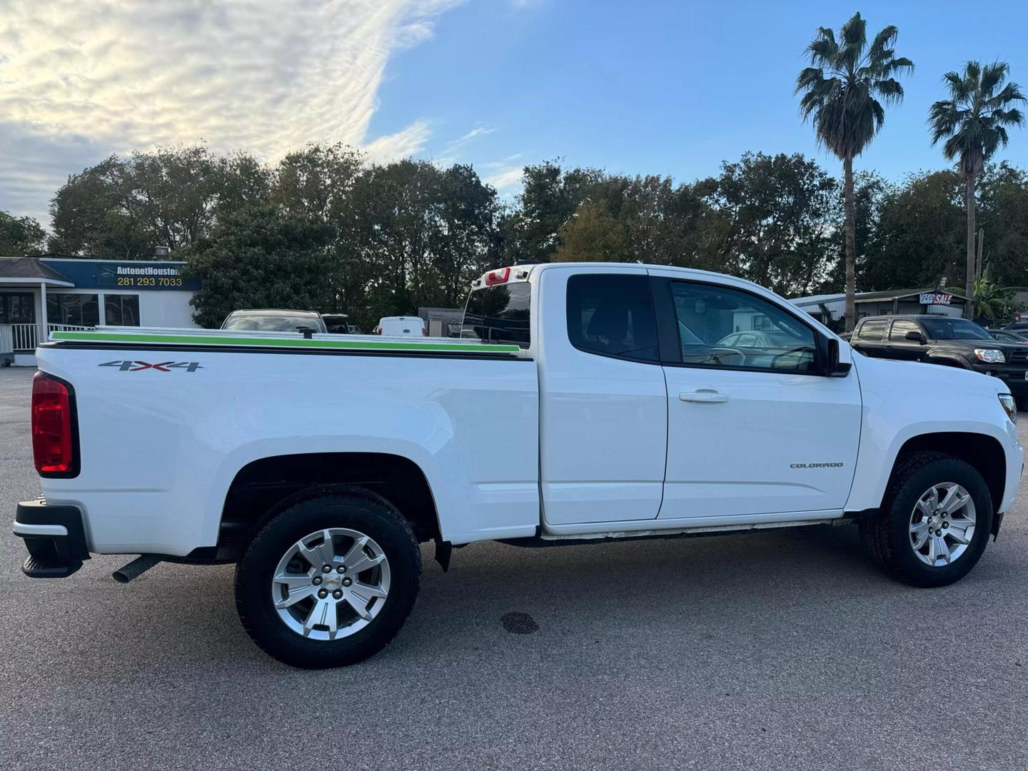 2022 Chevrolet Colorado LT photo 11