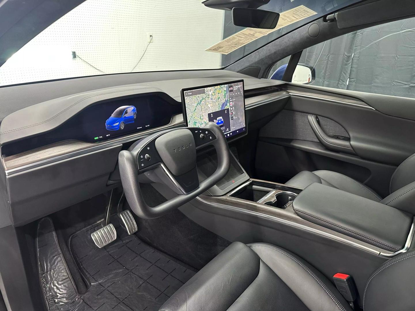 2023 Tesla Model X Long Range photo 4