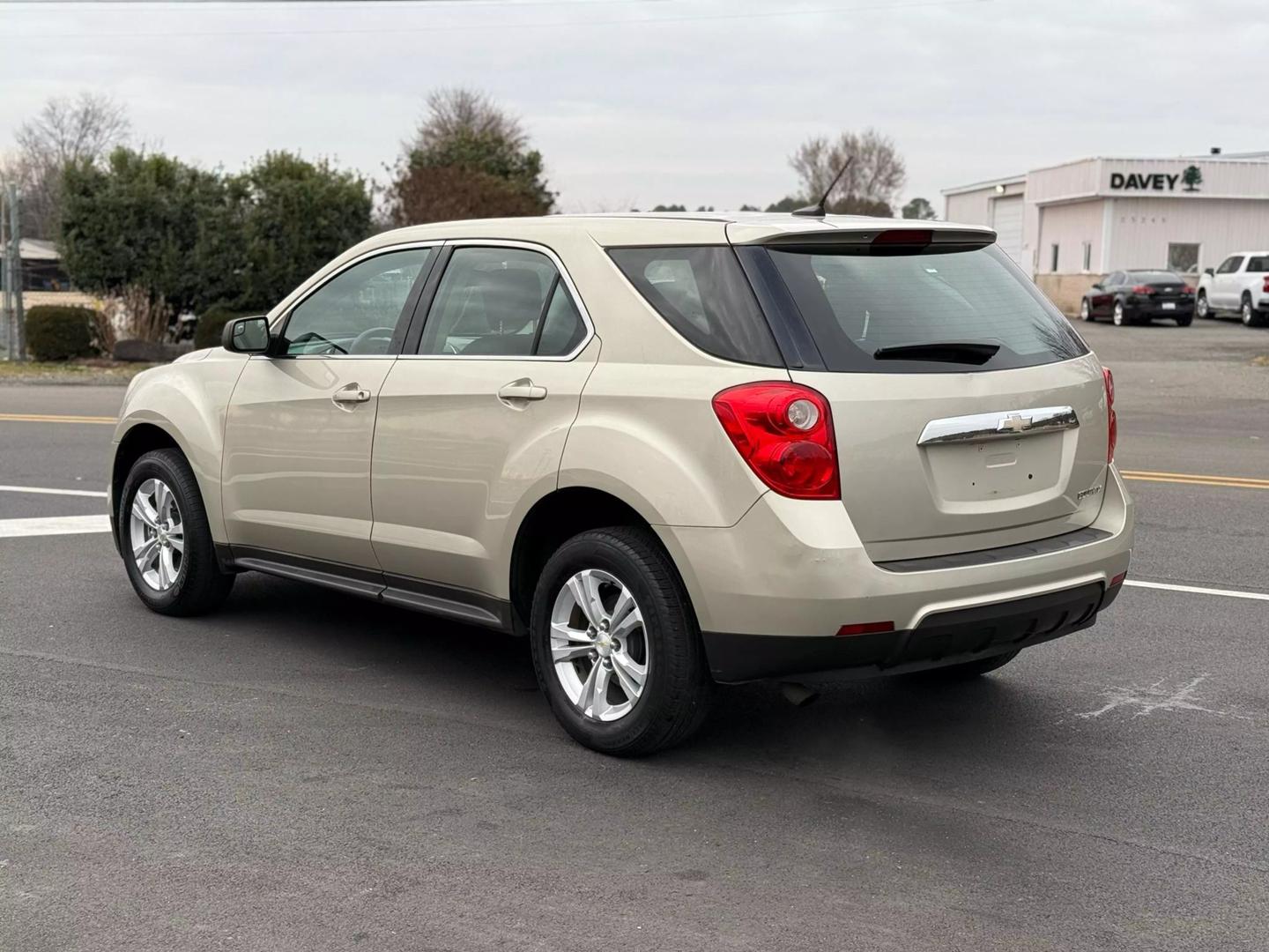 2013 Chevrolet Equinox LS photo 8