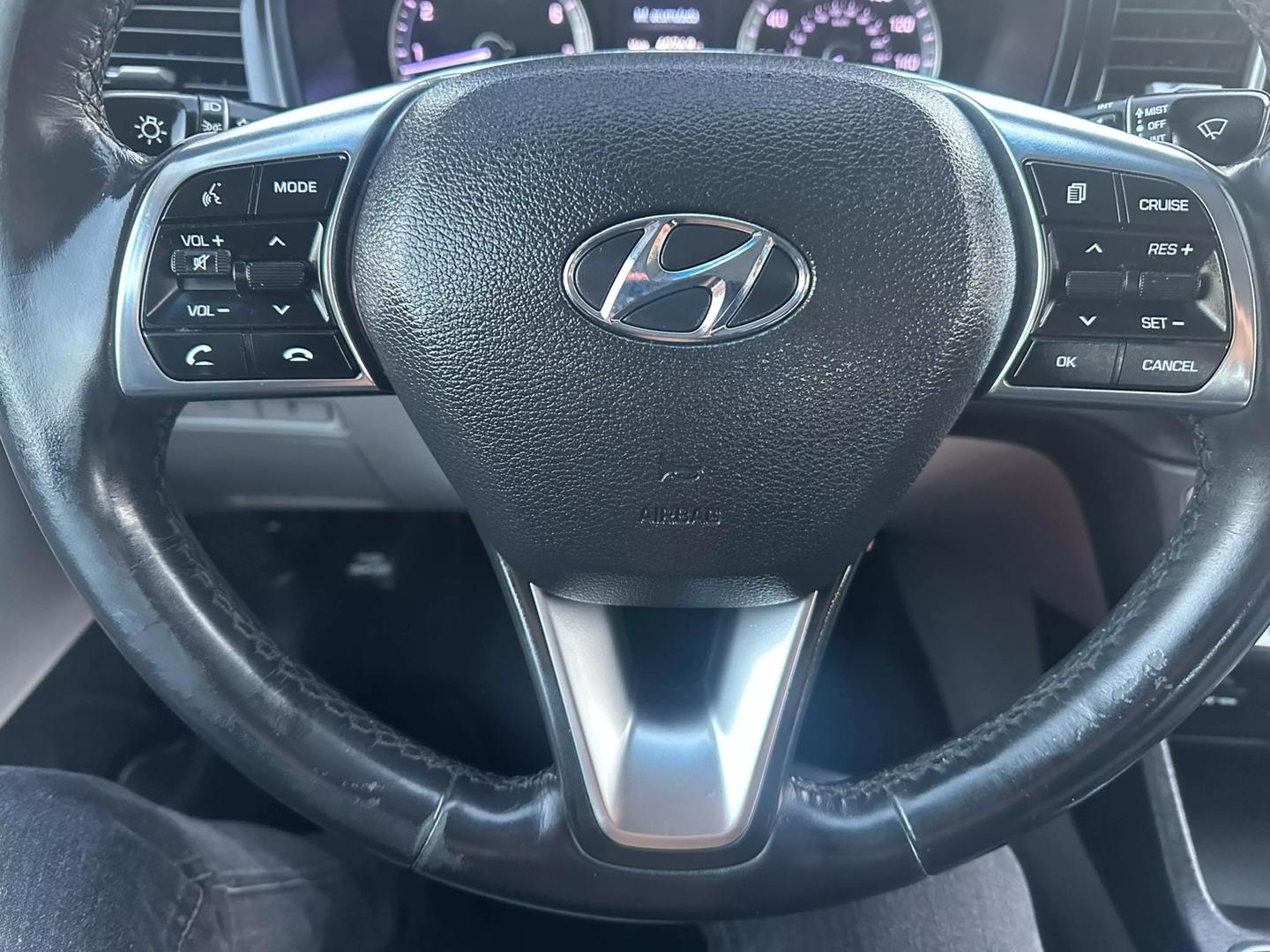 2018 Hyundai Sonata SEL photo 26