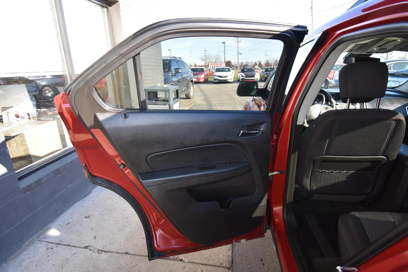 2015 Chevrolet Equinox 1LT photo 24