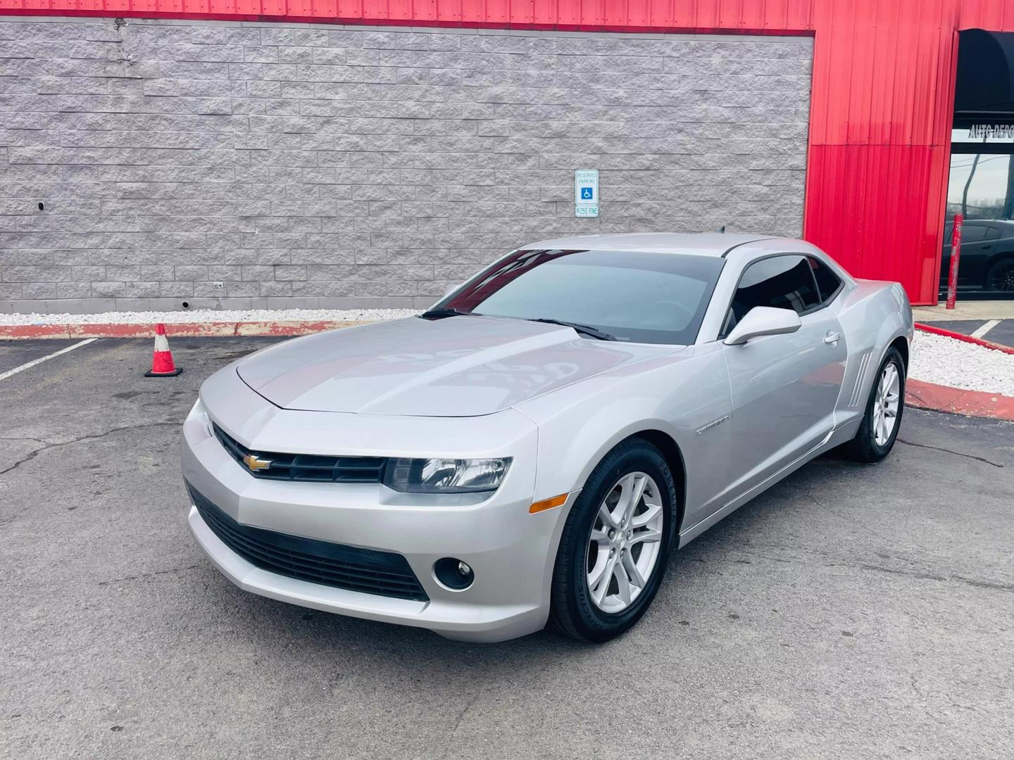 2014 Chevrolet Camaro 1LT photo 2