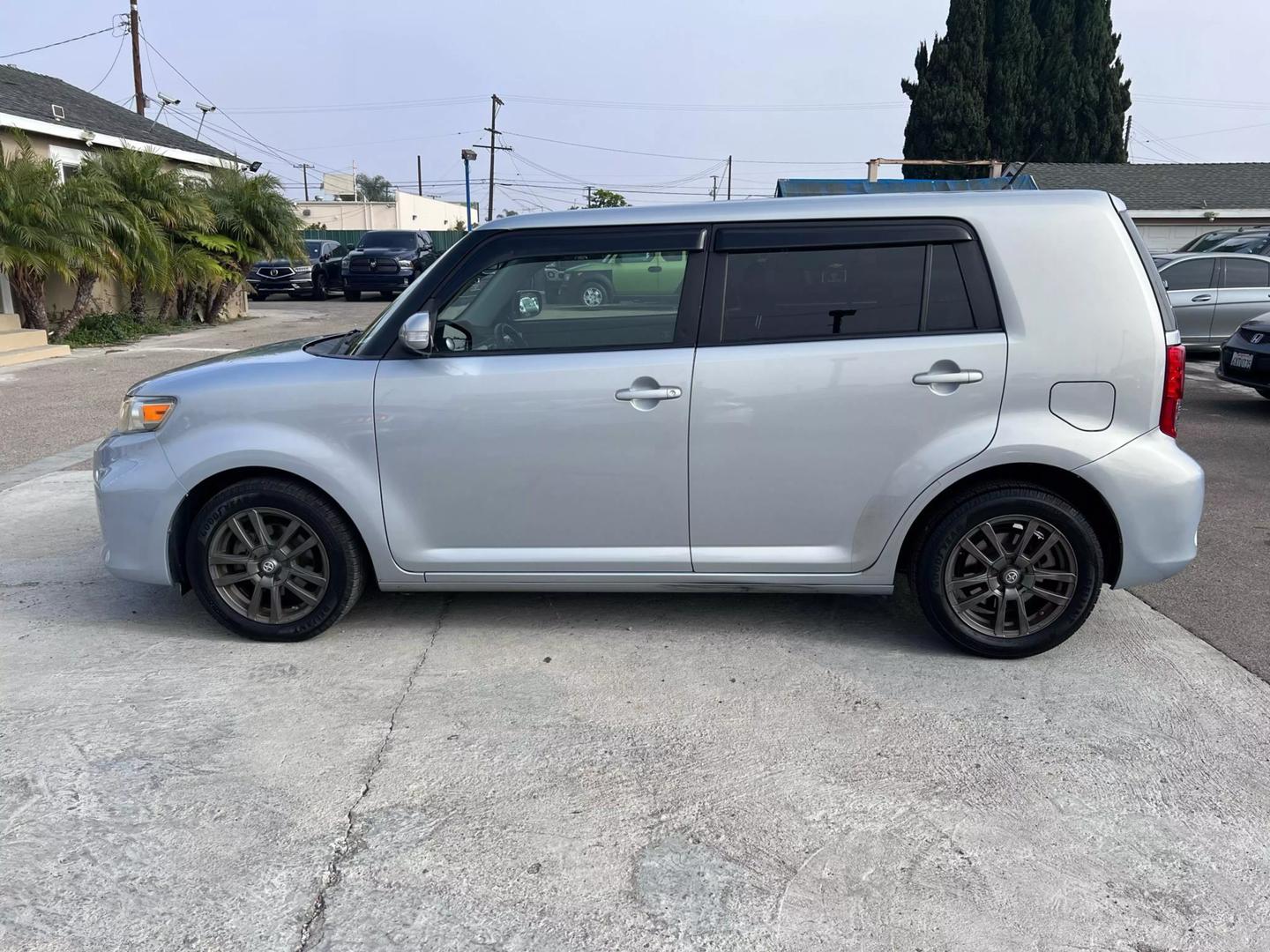 2013 Scion xB null photo 8