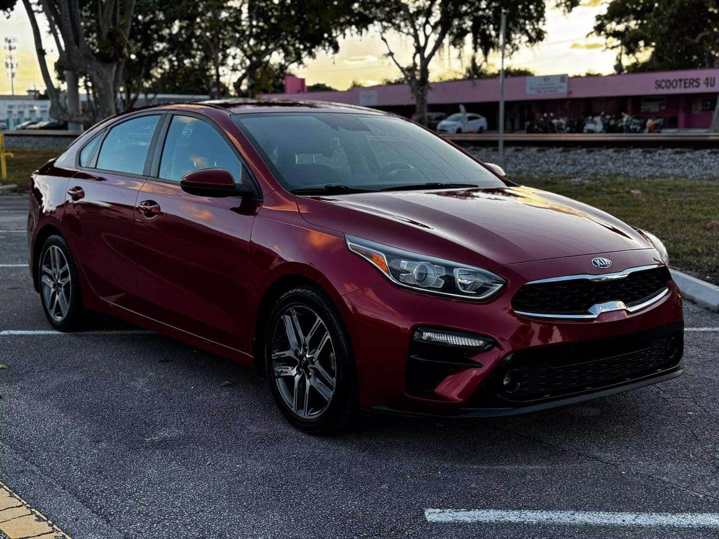 2019 Kia FORTE S photo 3