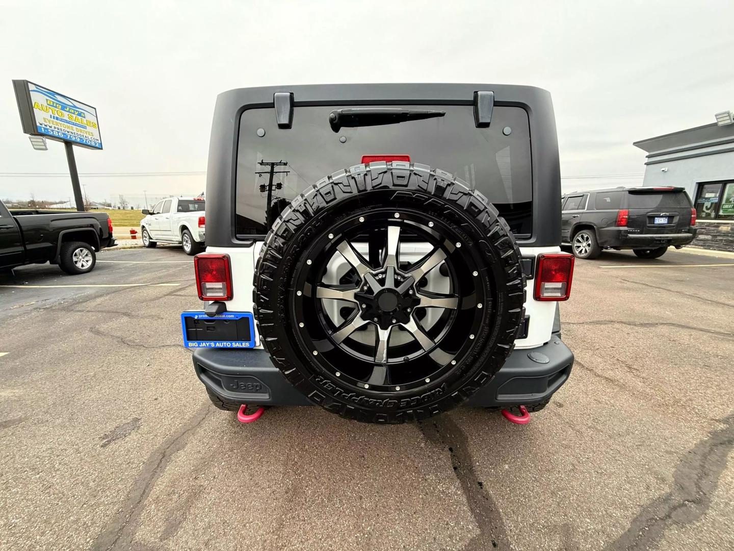 2016 Jeep Wrangler Unlimited Rubicon Hard Rock photo 3