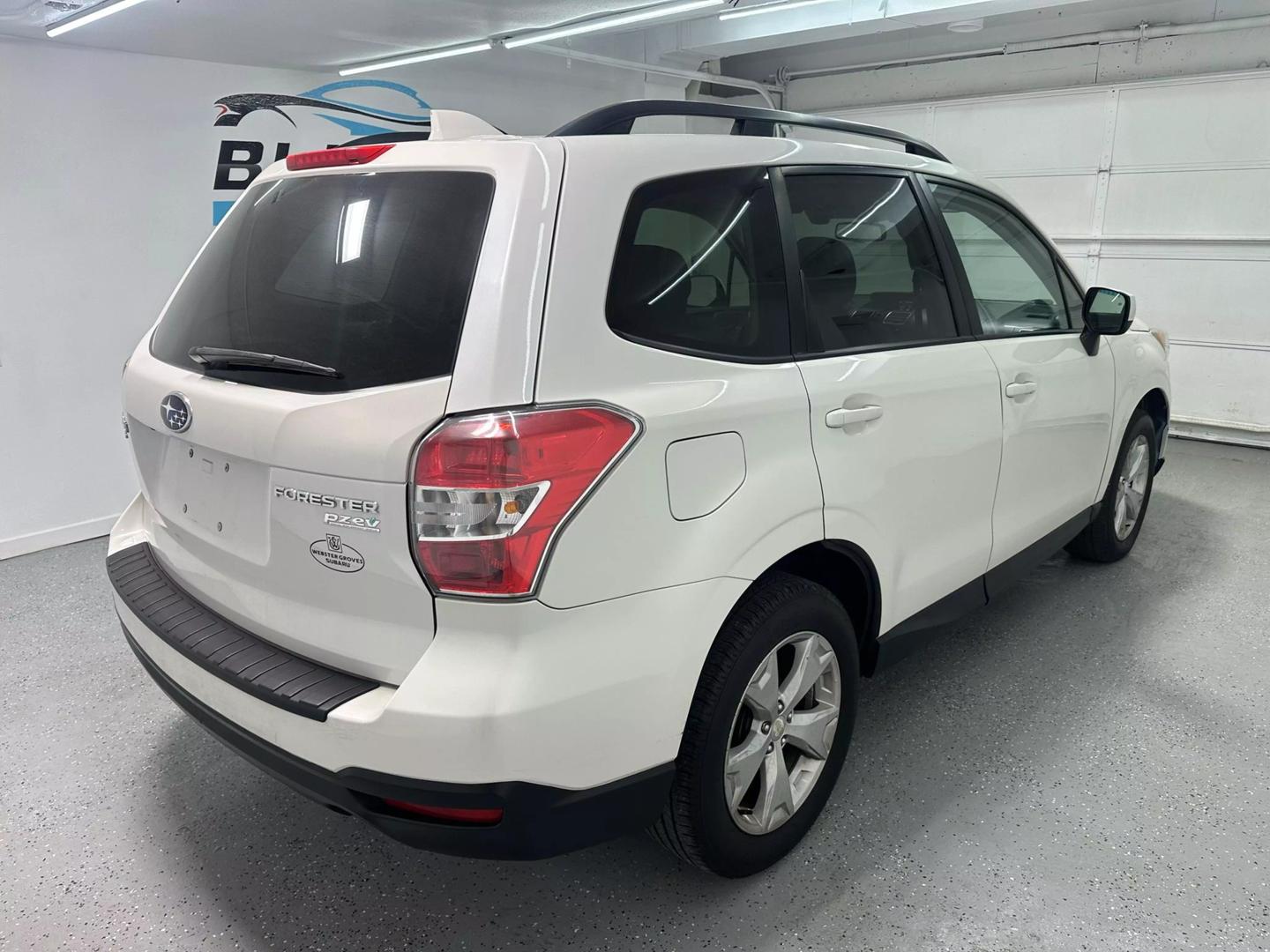 2016 Subaru Forester i Premium photo 6