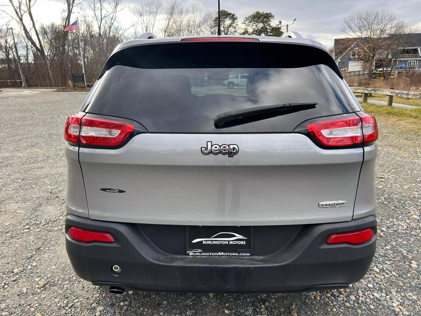 2014 Jeep Cherokee Latitude photo 6