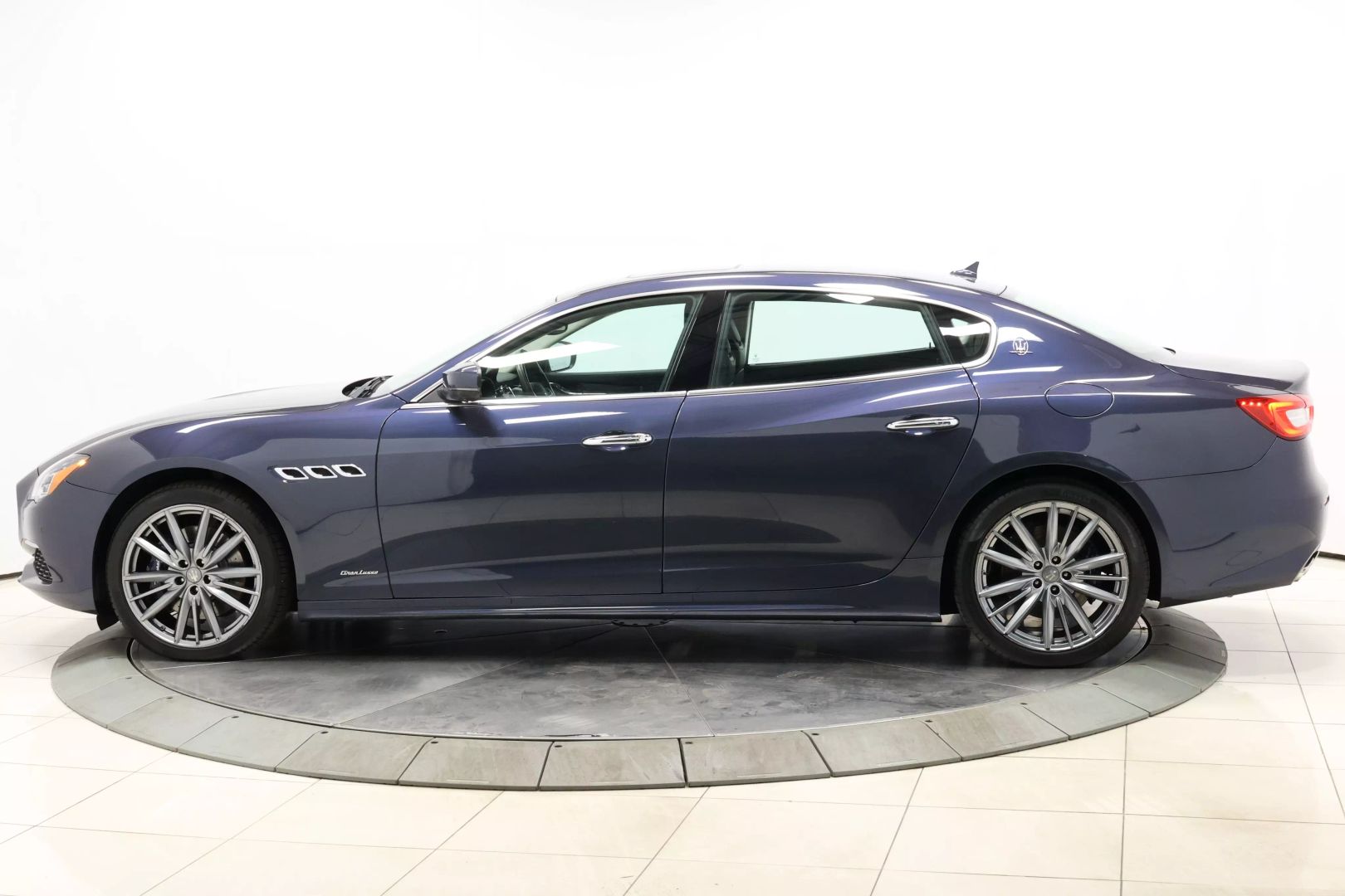 2020 Maserati Quattroporte - Image 6