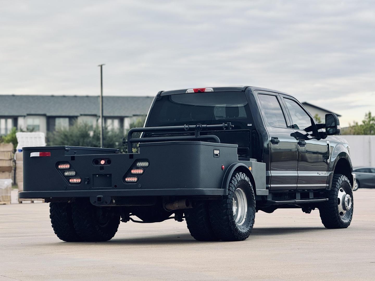 2019 Ford F-350 Super Duty XLT photo 8